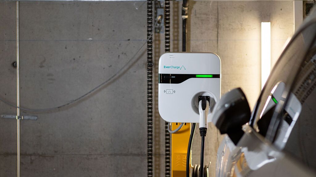 Borne de recharge pour véhicules électriques.