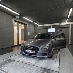 Einfahrt in das Parksystem.