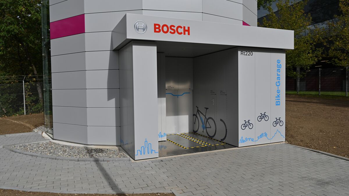 Photo de la zone d'entrée du système de stationnement pour vélos