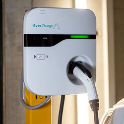 Borne de recharge pour véhicules électriques.