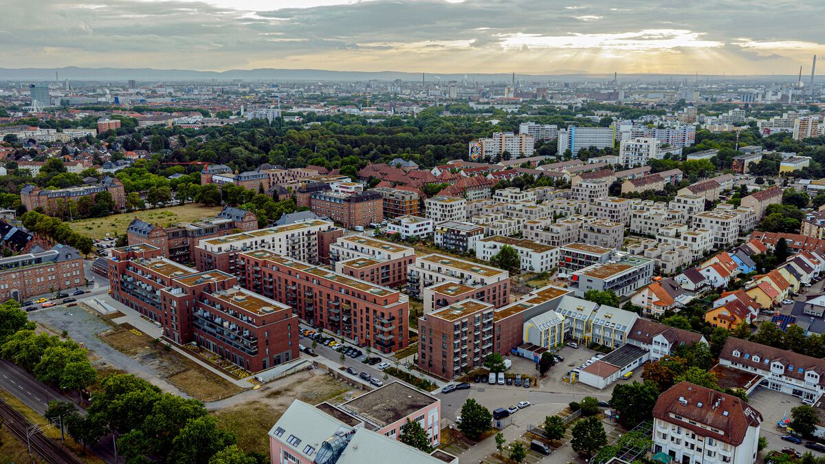 Vue aérienne de l'ensemble du site du quartier « Turley » à Mannheim Photo d'une maquette urbaine intégrant des systèmes de stationnement