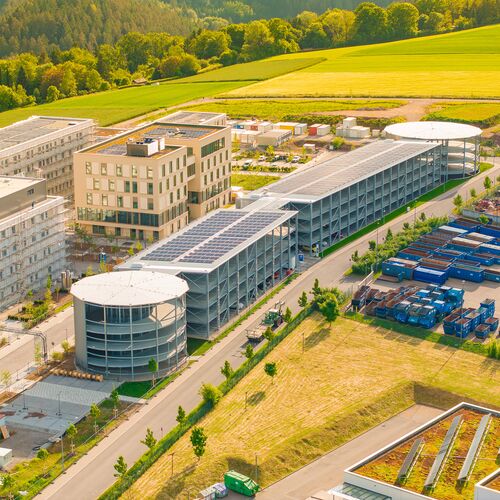 Vue aérienne de l'ensemble du site du campus de la santé de Calw
