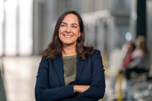 Portraitfoto von Daniela Wöhr, der Marketingleiterin von WÖHR Autoparksysteme